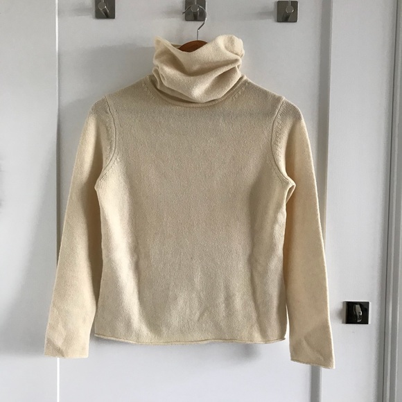 Brooks Brothers Tops - Brooks Brothers 100% cashmere turtleneck